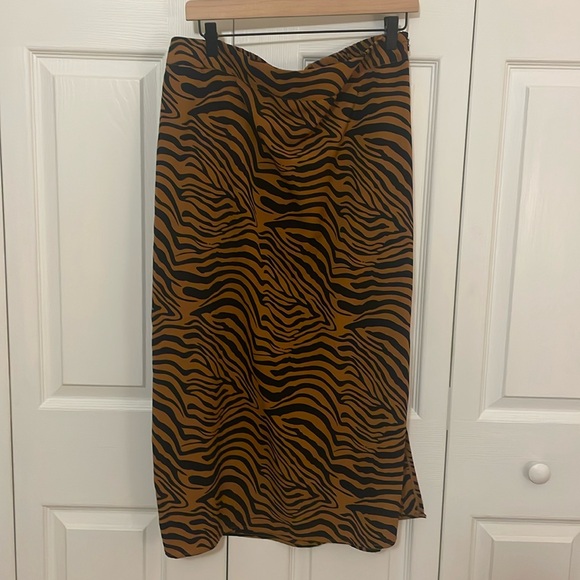 Pure Navy Animal Print Orange & Black Skirt - Picture 1 of 9